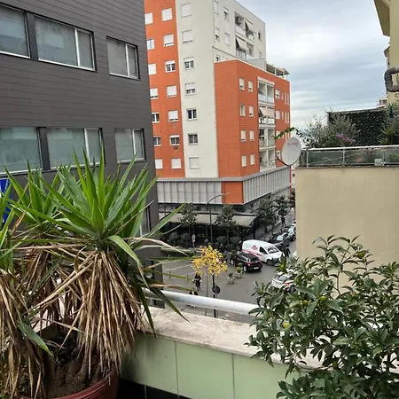 Leo's Apartment *