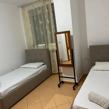 Leo's Tirana